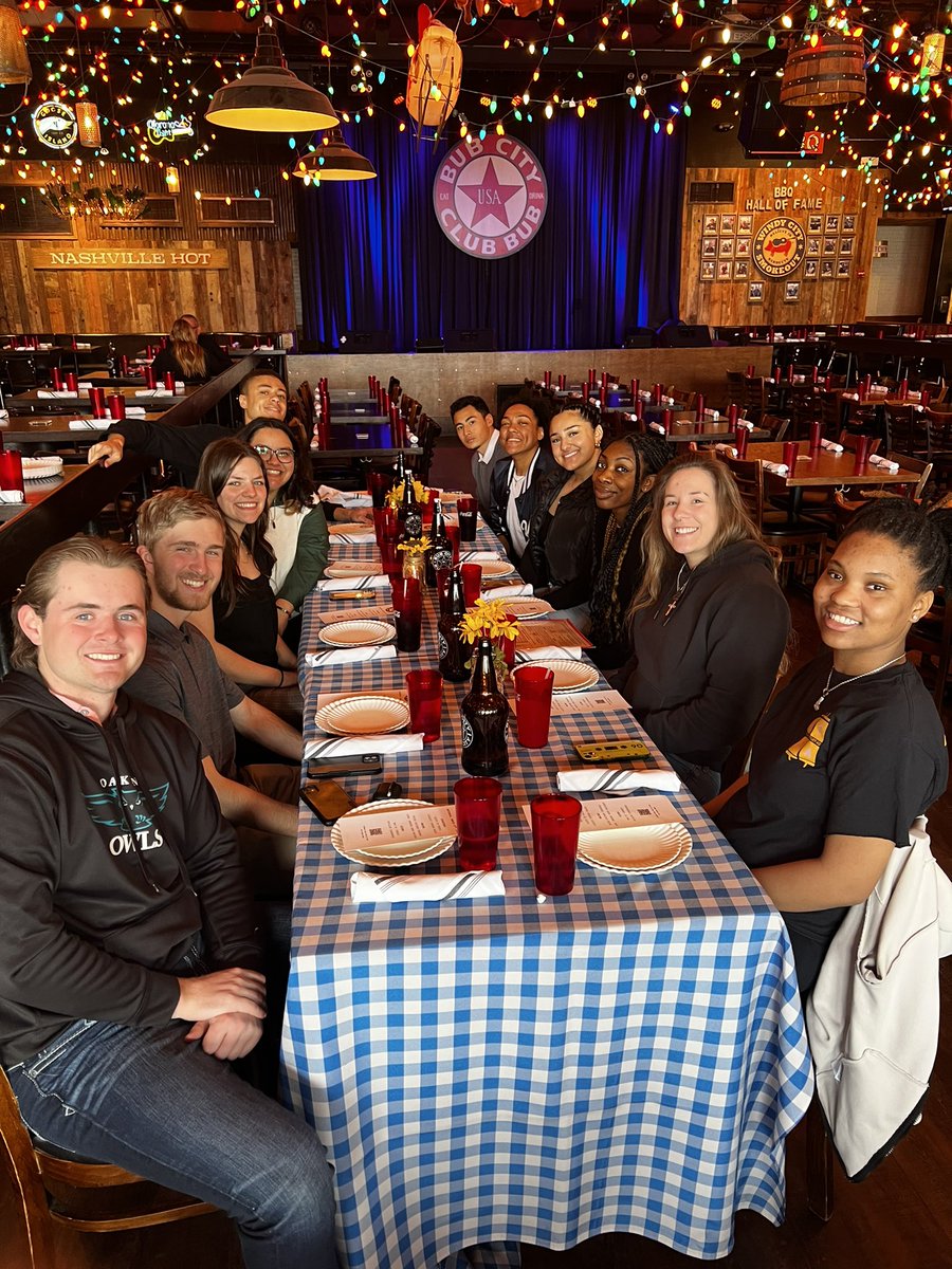 BIG day for the Owls at the B10 HQs! <a href="/OaktonCollege/">OaktonCollege</a> <a href="/bigten/">Big Ten Conference</a> Thanks for hosting. #DreamBig <a href="/cc_owls/">Oakton College Softball</a> <a href="/oaktonWSoc/">OaktonWSoc</a> <a href="/Oakton_Baseball/">Oakton CC Baseball</a>