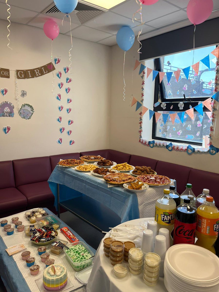 Acutes and vascular gender reveal party 🥰 feeling very loved #AwesomeTeam