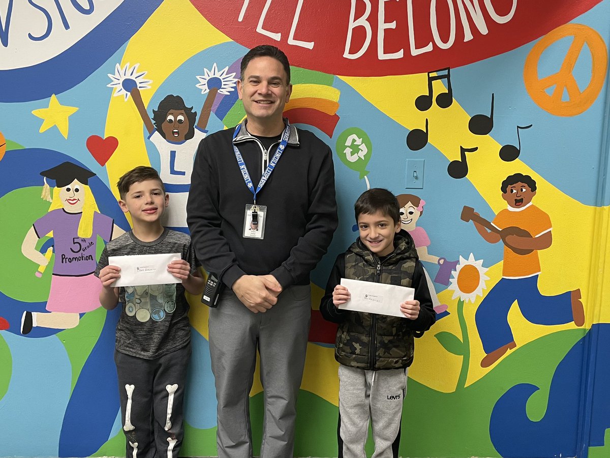 CWCLincolnElem's tweet image. Oliver and Paul won Spot Awards today. Both children bring positive energy anywhere they go. Congratulations! 🐾🐆