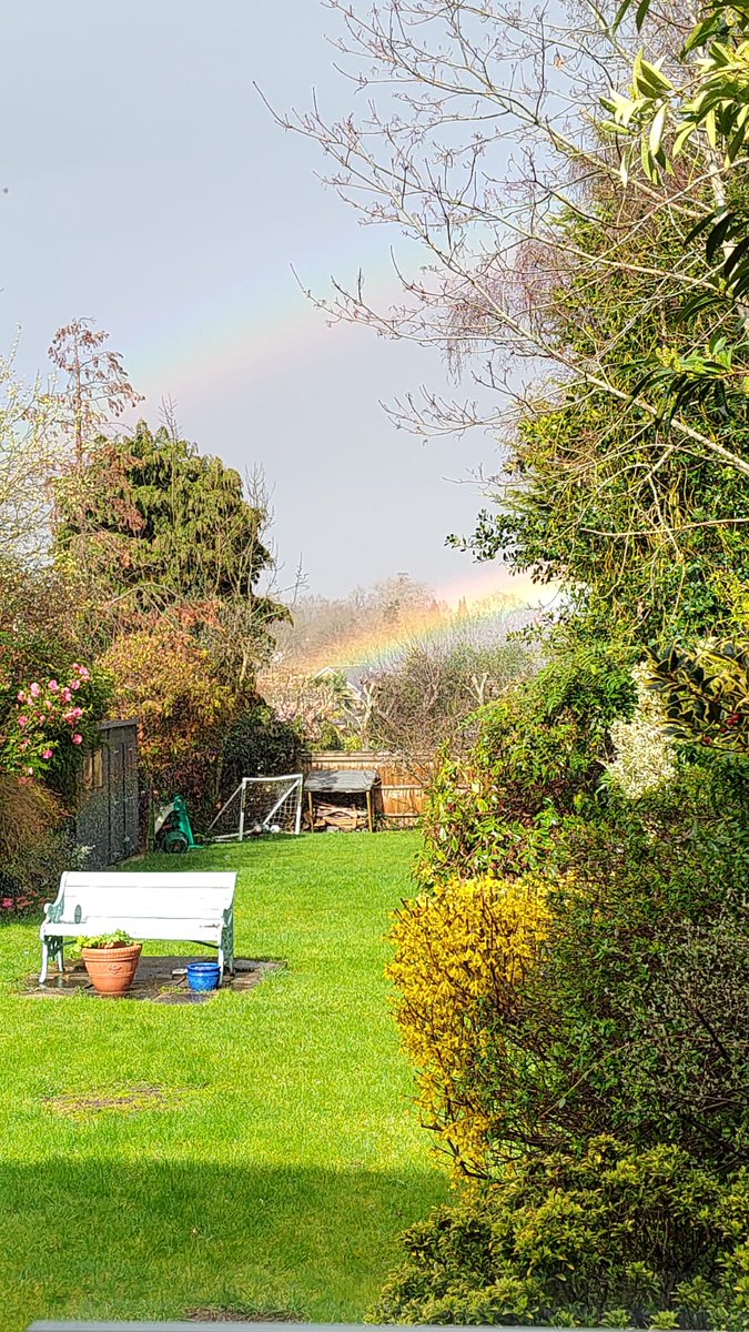 jess_simpson99's tweet photo. Double rainbow over my garden this afternoon. 😊 https://t.co/9tWZ50S6CZ