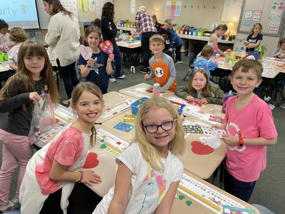 WolfgangClass's tweet photo. Thanks for the great party, @WoodbrookPTO!  We had a great time! https://t.co/8xB2w8F5gX