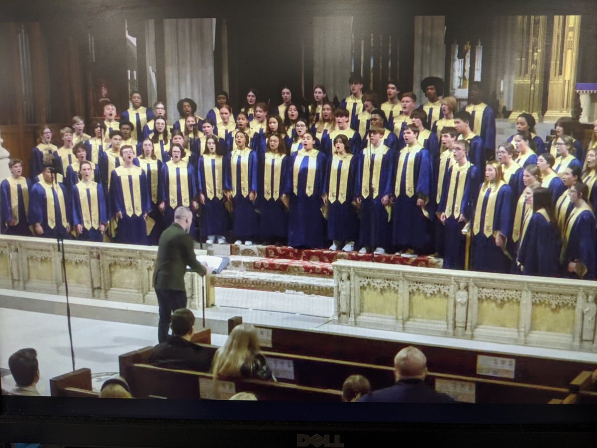 PROUD alumnus, staff member, and parent as I watch the <a href="/GLHSLions/">Gahanna Lincoln HS</a> A Cappella Choir sing in St Patrick's Cathedral via livestream. Well done everyone - enjoy the rest of your time in the Big 🍎!