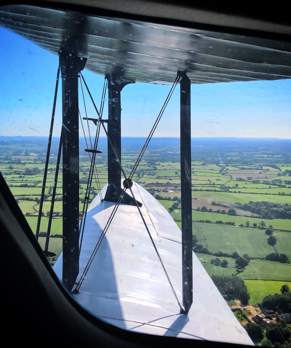Photo from the Rapide for #wingfriday Check out our website for details on this aeroplane

Photo courtesy of Jon Cooke 

#biplane #rapide #dehavilland #vintageaircraft #wingview #aviationgeek #biplanes #flying #pilots #aircraftsales #tascvintage #aircraftsalesco #airplaneforsale