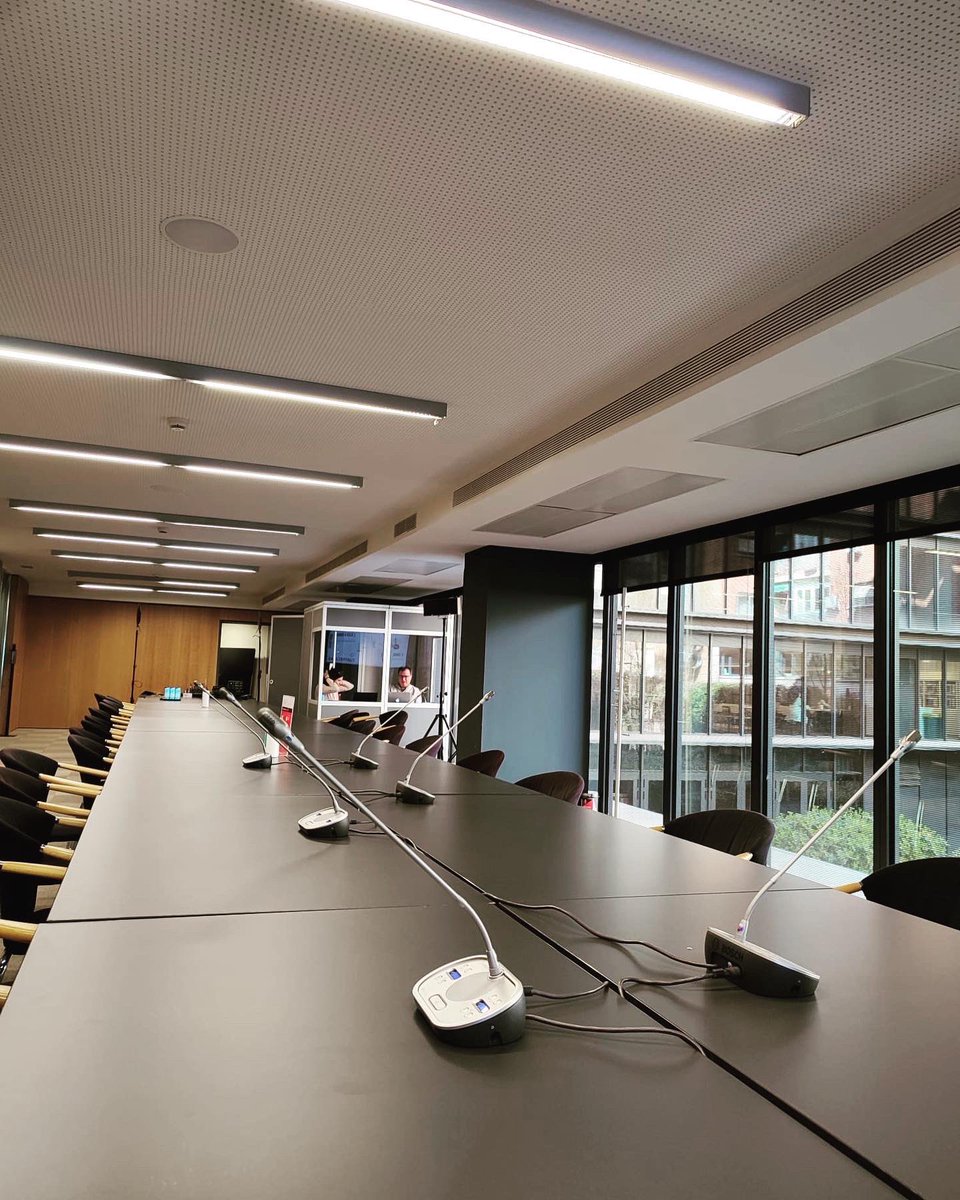 AvAssis's tweet photo. Different perspectives of a translation:

 DCN Security Security System
 Sennheiser microphones
 #BoschIntegrus #InterpretationSystem
 #ConferenceSystem #Translation #InterpretationServices
 #BusinessOpportunity
 #Conventions #workshop #AudioVisual #streaming https://t.co/aJ4ad1gmxF