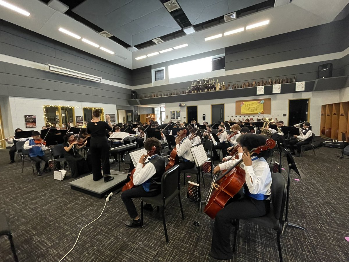 UlrichBand's tweet photo. Sneak peek of the Ulrich Full Orchestra in action! 🎶 #AnnRobertsOrchestraFestival https://t.co/NbHUg5FvI8
