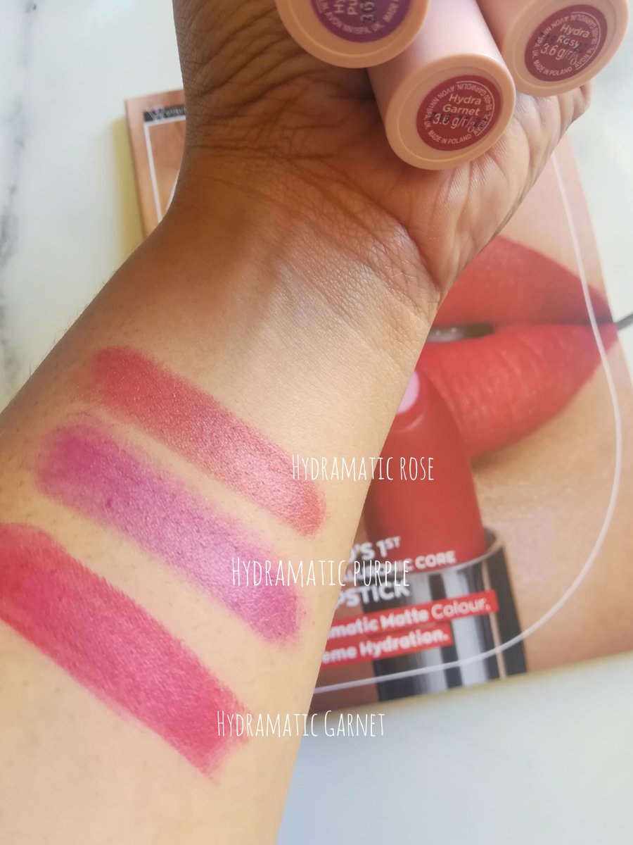 CkoBlog's tweet photo. ๐๐SWATCH TIME๐๐
By now I'm sure everyone is aware how much I adore @AvonSouthAfrica 's Hydramatic Matte Lipstick. Click the link in my bio to find out exactly how you can get your hands on the lipstick ๐๐
#HydramaticLipstick #gifted #TeamAvon #AvonRepSA https://t.co/QpPRjsWox1