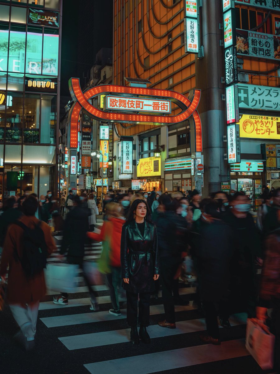 fleeting moments in tokyo