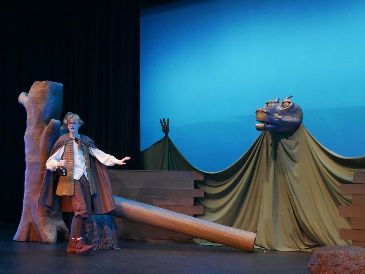 katyisd's tweet photo. Katy ISD provides a wealth of opportunities in art, music, theatre and dance to our students and the Katy ISD community! ๐ญ Be sure to check out the Fine Arts calendar to see upcoming events: https://t.co/agcakLeXpO https://t.co/fnUkGPT980