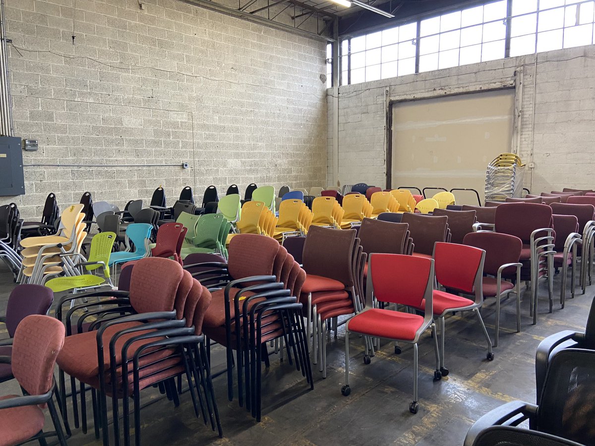 infinitivedrop's tweet photo. One feels the most existential dread at a used office furniture store. https://t.co/VCOTDS1Uqc