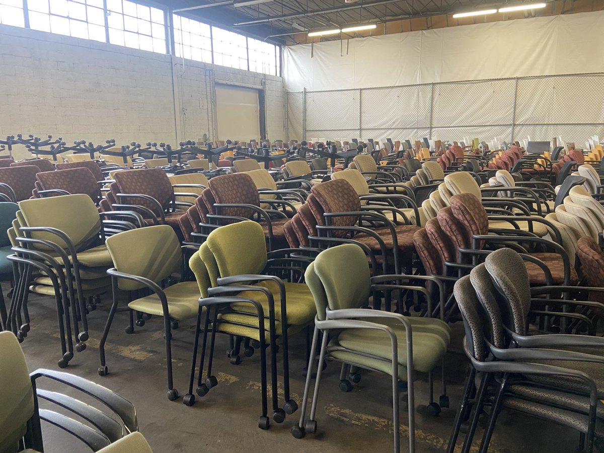 infinitivedrop's tweet photo. One feels the most existential dread at a used office furniture store. https://t.co/VCOTDS1Uqc