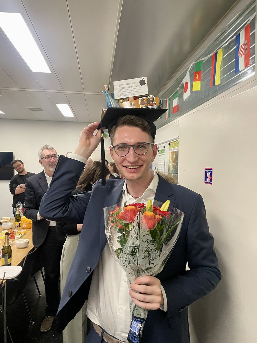Larissa Braz (@larissabrazb) on Twitter photo Congrats, doctor <a href="/EnFregnan/">Enrico Fregnan</a> !! 🧑🏼🎓🎓What an amazing work you and <a href="/sback_/">Alberto Bacchelli</a> have done! 👏🏻👏🏻👏🏻 Congrats, doctor <a href="/EnFregnan/">Enrico Fregnan</a> !! 🧑🏼🎓🎓What an amazing work you and <a href="/sback_/">Alberto Bacchelli</a> have done! 👏🏻👏🏻👏🏻