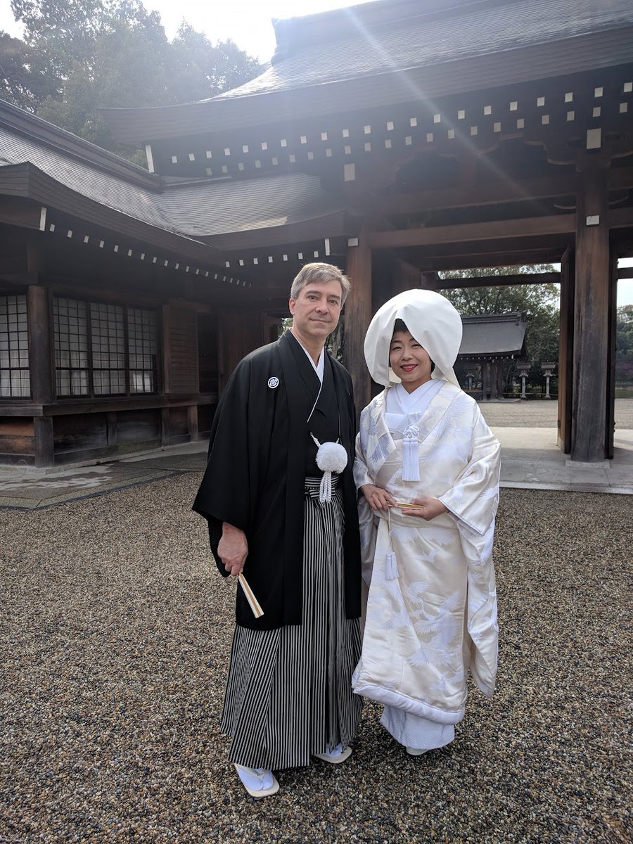 dmbtweet's tweet photo. Still a Vacation Pic: Want an easy destination wedding?  Reserved our time before traveling, met with the wedding planner a week before the wedding, and they took care of everything.  Hardest part was memorizing the Japanese vows.  Kashihara Jingu, Nara (Fall 2018) #LetsGoToJapan https://t.co/WR0iJLzWIJ