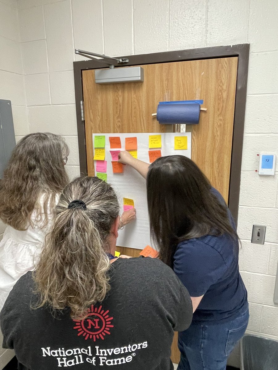 MHarrisEdu's tweet image. “In a learning organization, everyone is committed to their learning, everyone is expected to learn, and everyone learns.”
We’re committed to building this culture on our team. ❤️ 
@brightmorningtm @ConsultingLori #educoach