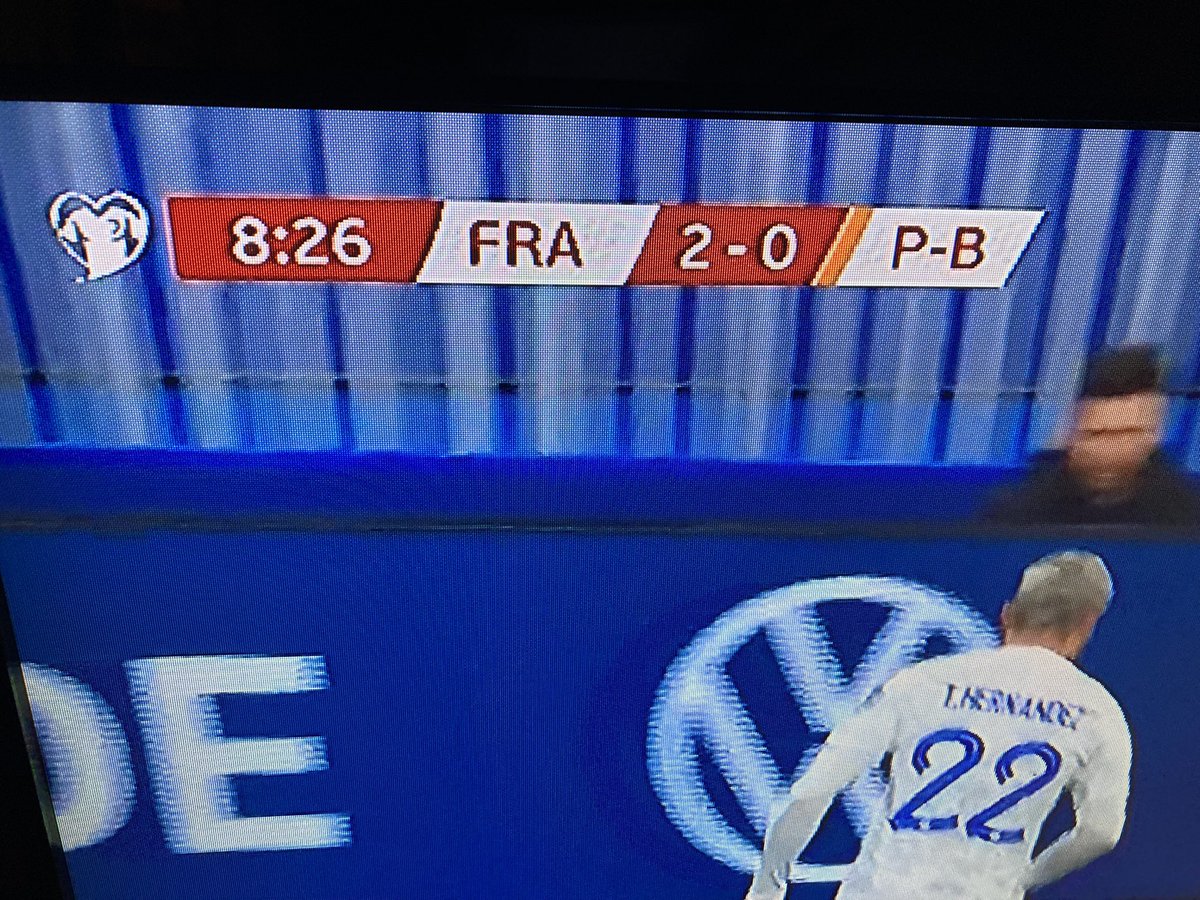 Larissagrd_'s tweet photo. Ils sont sous weed ou quoi les néerlandais ? 😂 #FRANED https://t.co/TilPnSRmSG