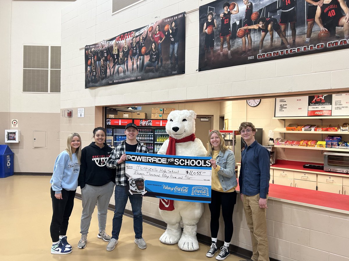 GaryRevenig's tweet photo. Thanks to Powerade and Viking Coke for partnering with  Monticello Activities! https://t.co/lBOa8oGtNb