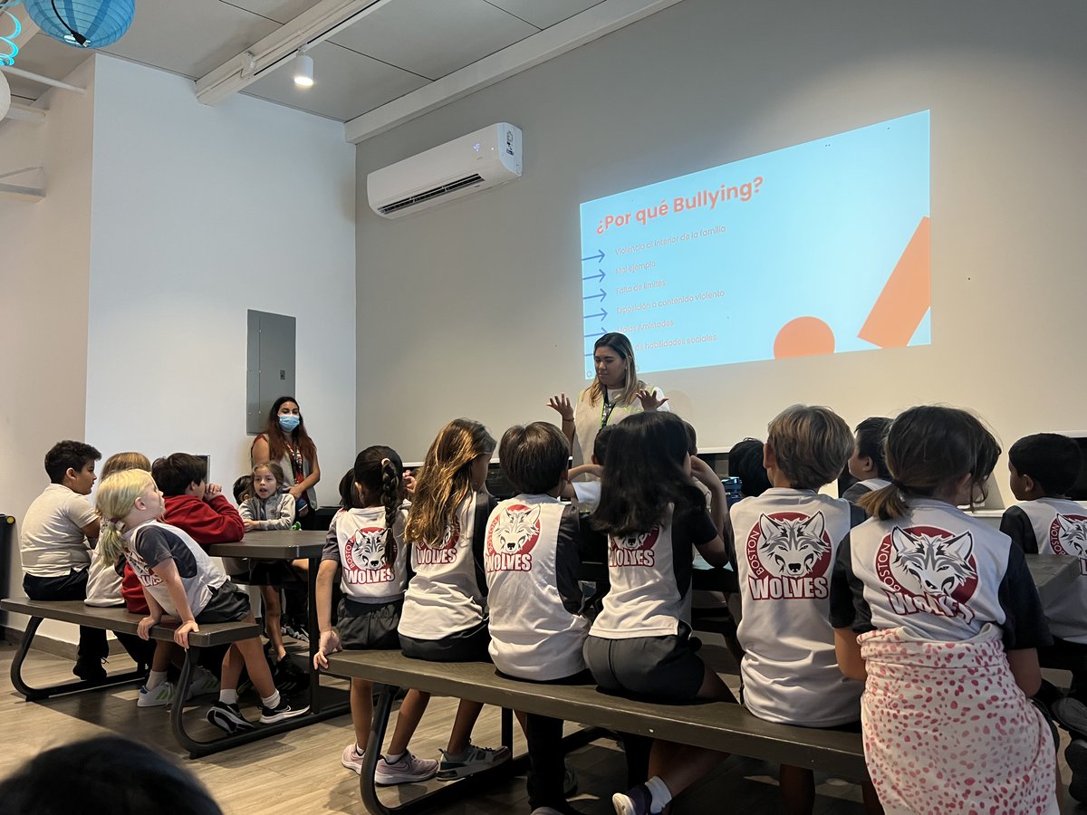 bostonschool_pa's tweet image. Informative talks for our students to raise awareness against #bullying. Thanks to @NiUnoMasPanama team.
#education #nobullying #students #safehappylearning