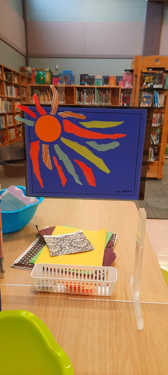 HolySpiritLibra's tweet photo. Our books supply us with endless  inspiration in our Makerspace!!! @HSFlames https://t.co/JqTJ8G67Jc