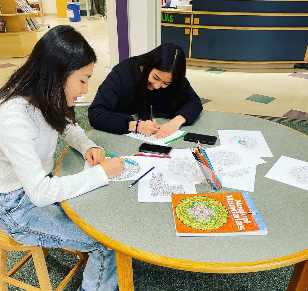 NSHSLibrary's tweet image. We broke out the coloring today.  Great for a Friday afternoon in the library. instagr.am/p/CqLrc1jJYVi/