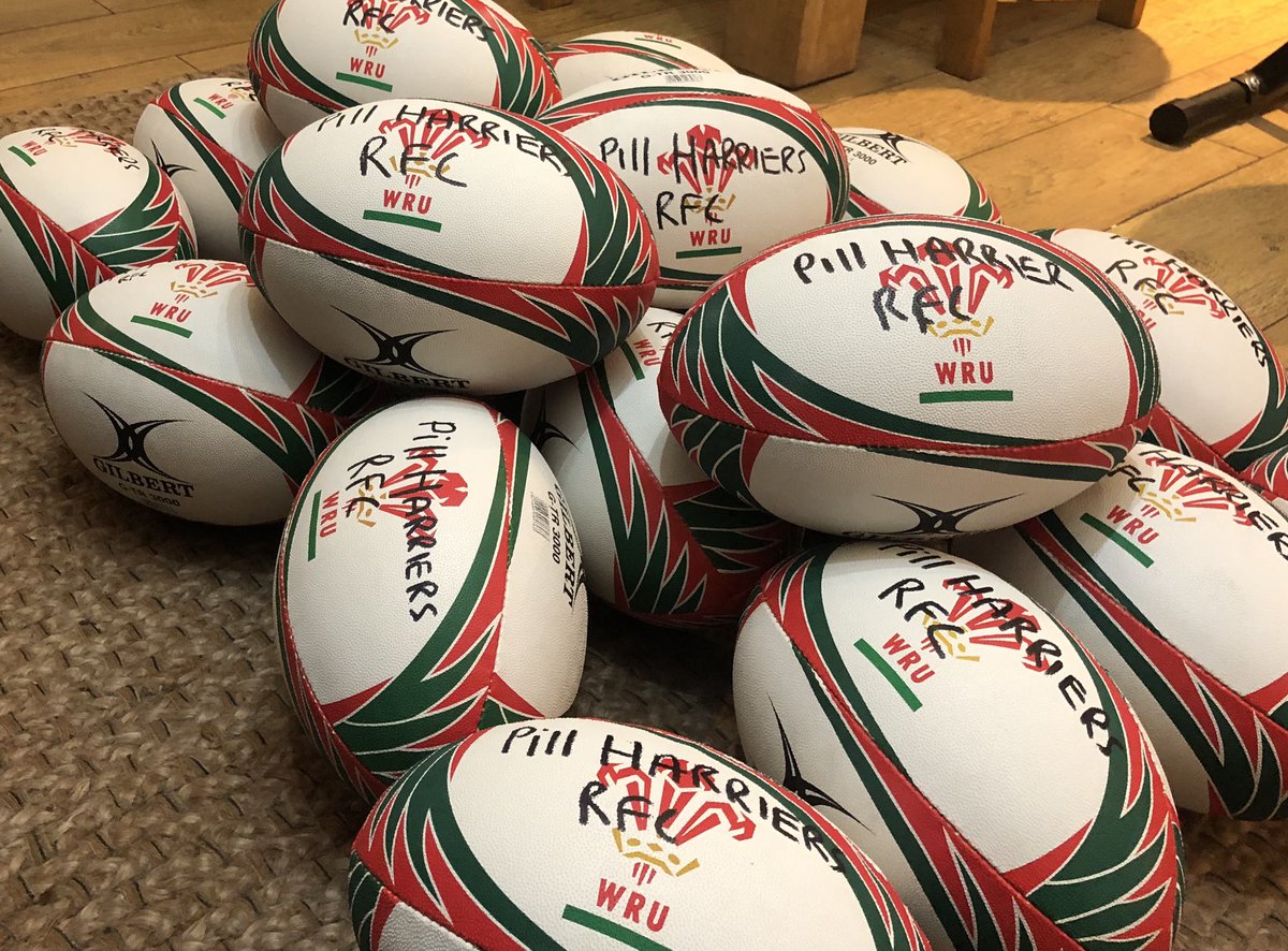 beggybrian's tweet photo. Pill Harriers RFC M&amp;J Open day prep. Roll on 11am tomorrow!! @PillHarriersRFC @WRU_Community @dragonsrugby @MrLewisNHS @paddy_tl https://t.co/UtRx8mfMln