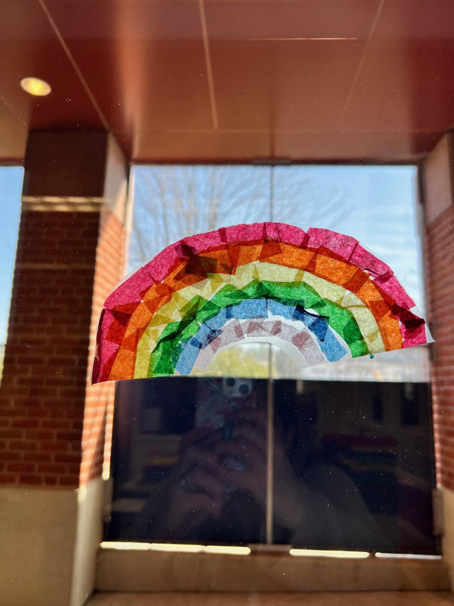 GoodnowLibrary's tweet image. Welcome spring with a rainbow suncatcher, our drop-in craft for Saturday craft club, tomorrow from 10:00 am-4:00 pm!