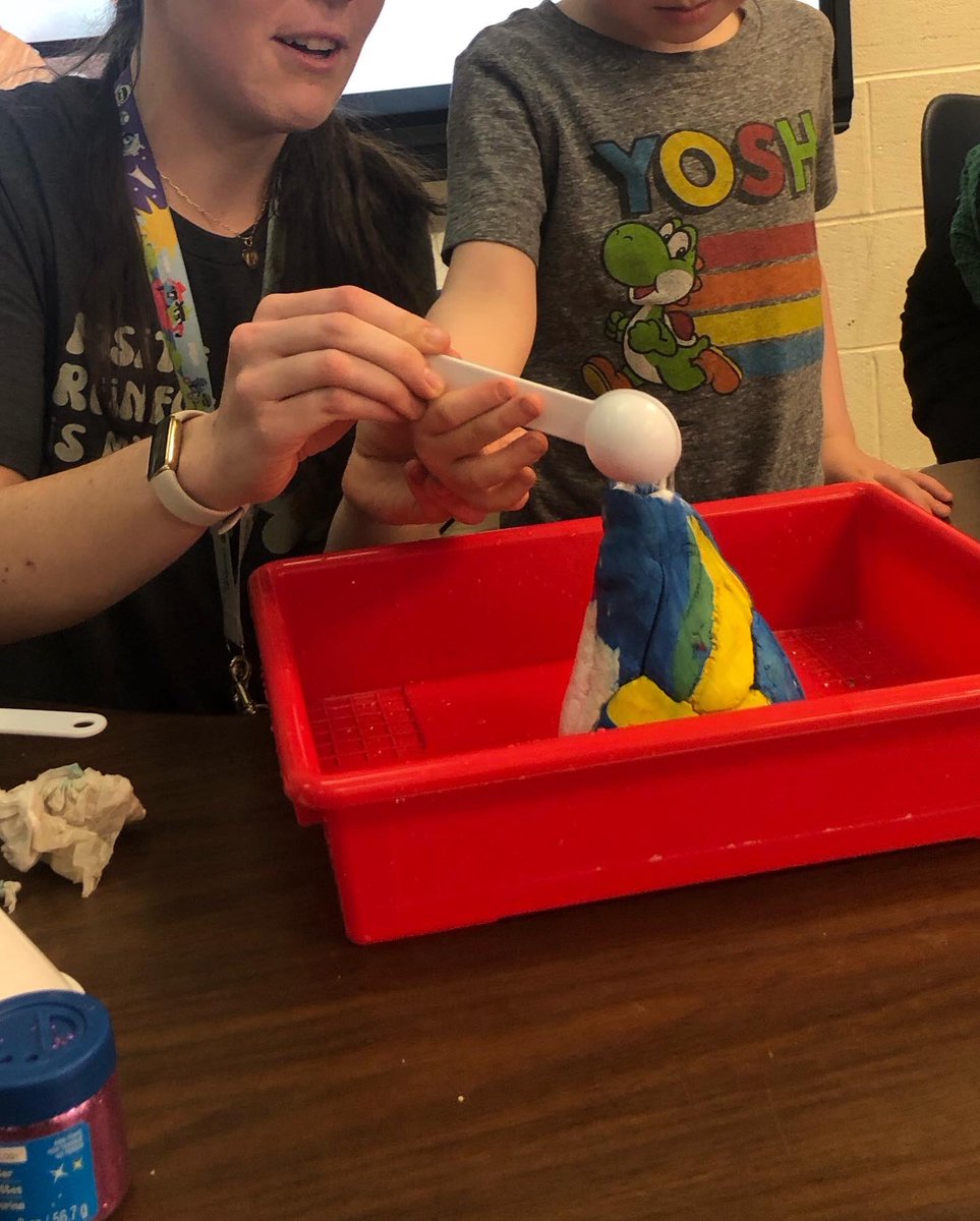 MarianTeaching's tweet image. V for Volcano!!🌋🌋🌋
We made our own volcanos and everyone got so into it wearing safety goggles and picking the different colors and glitter🧪🧑‍🔬🔬
#volcanoexperiment #vforvolcano #spedclassroom #letteroftheweek