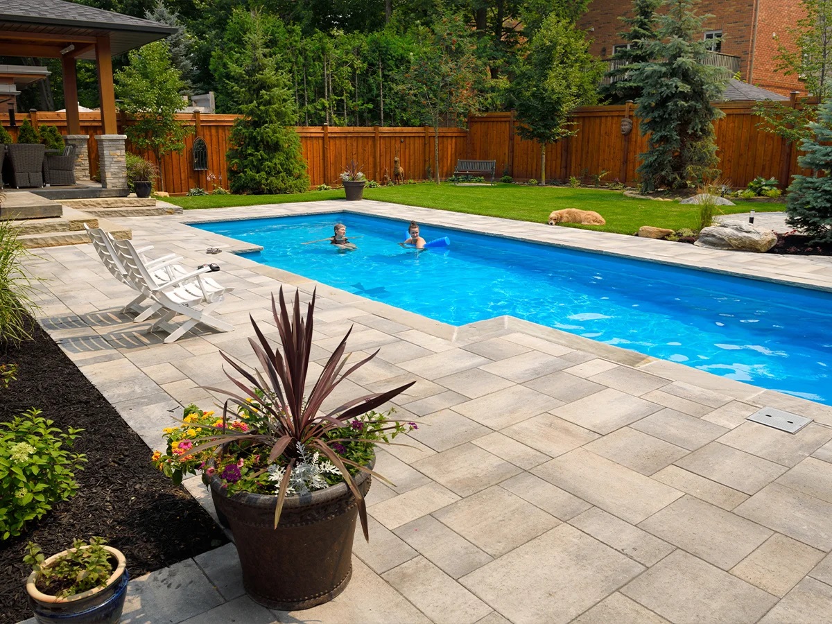G3Spa's tweet image. Are you looking to add a swimming pool to your property in Toronto? Look no further than G3 Pool &amp;amp; Spa. We specialize in designing and installing high-quality fiberglass pools that are both durable and visually stunning.
SwimmingPools #FiberglassPools #TorontoPools #BackyardPool