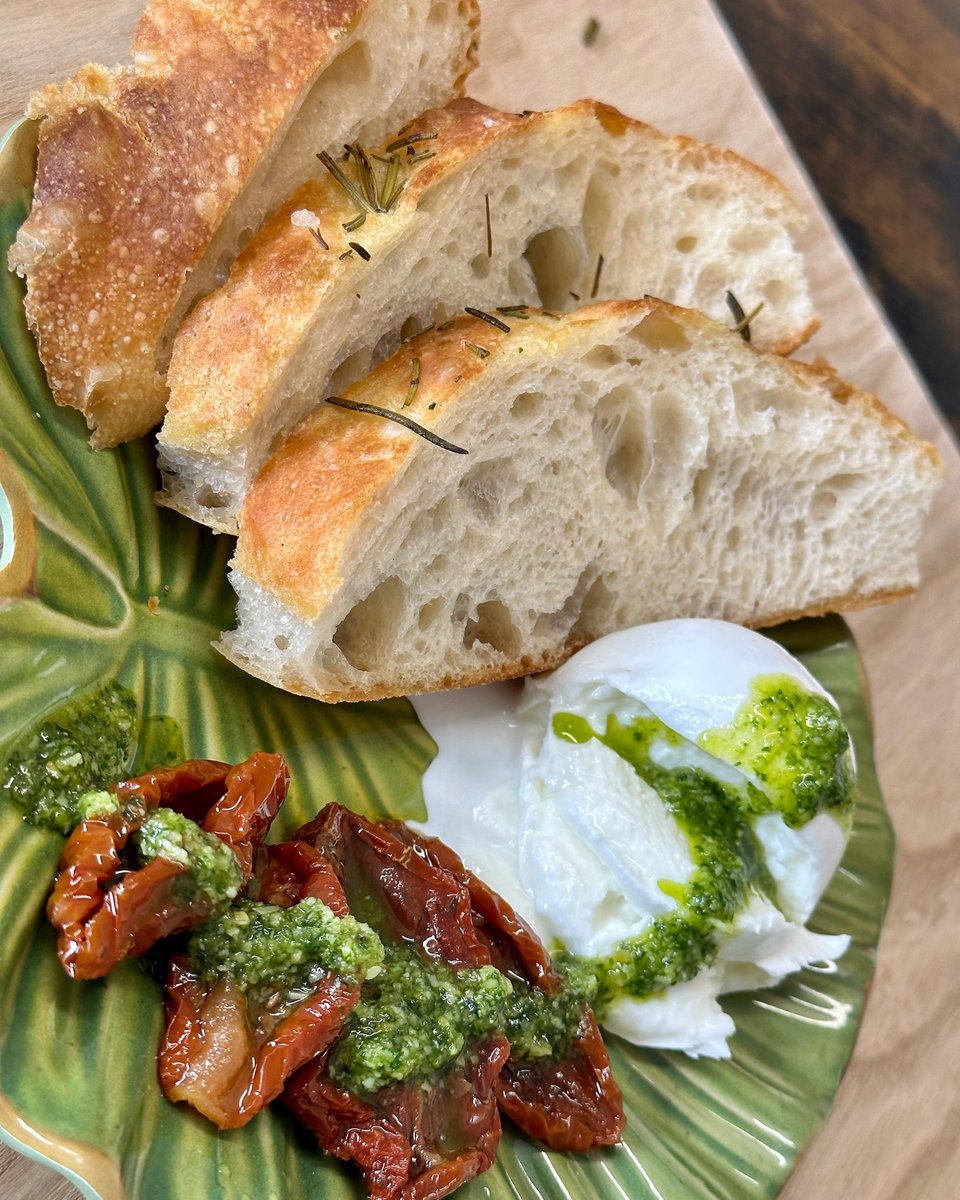 Delicious #buffaliciousuk mozzarella with #littlebasiltree pesto and local focaccia from #28marketplace Somerton…..all produced in Somerset👌