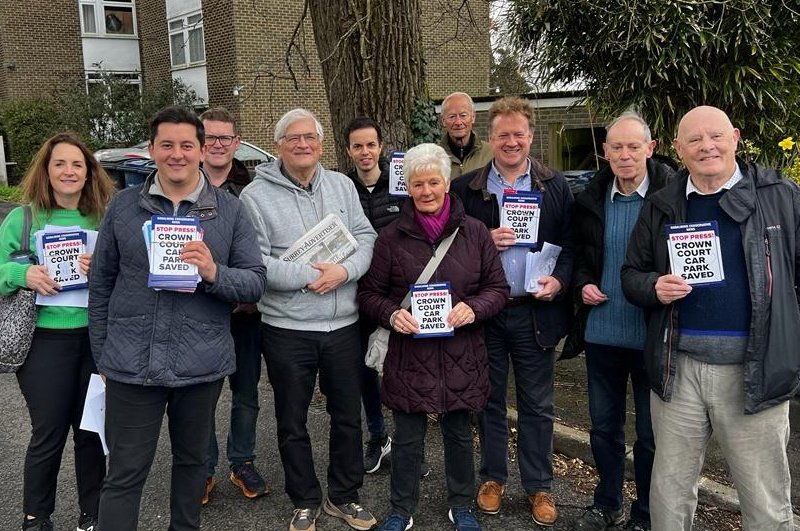 GregoryStafford's tweet photo. Friday triple session, first in #Godalming for our superb @SWSConservative councillors including Peter Martin & Steve Cosser, then to #HemelHempstead to help Mark Bignall, Heather Pound & Fiona Guest and finally to #PottenEnd for Cllr Tery Douris. #torydoorstep https://t.co/zvc5pen9Rv