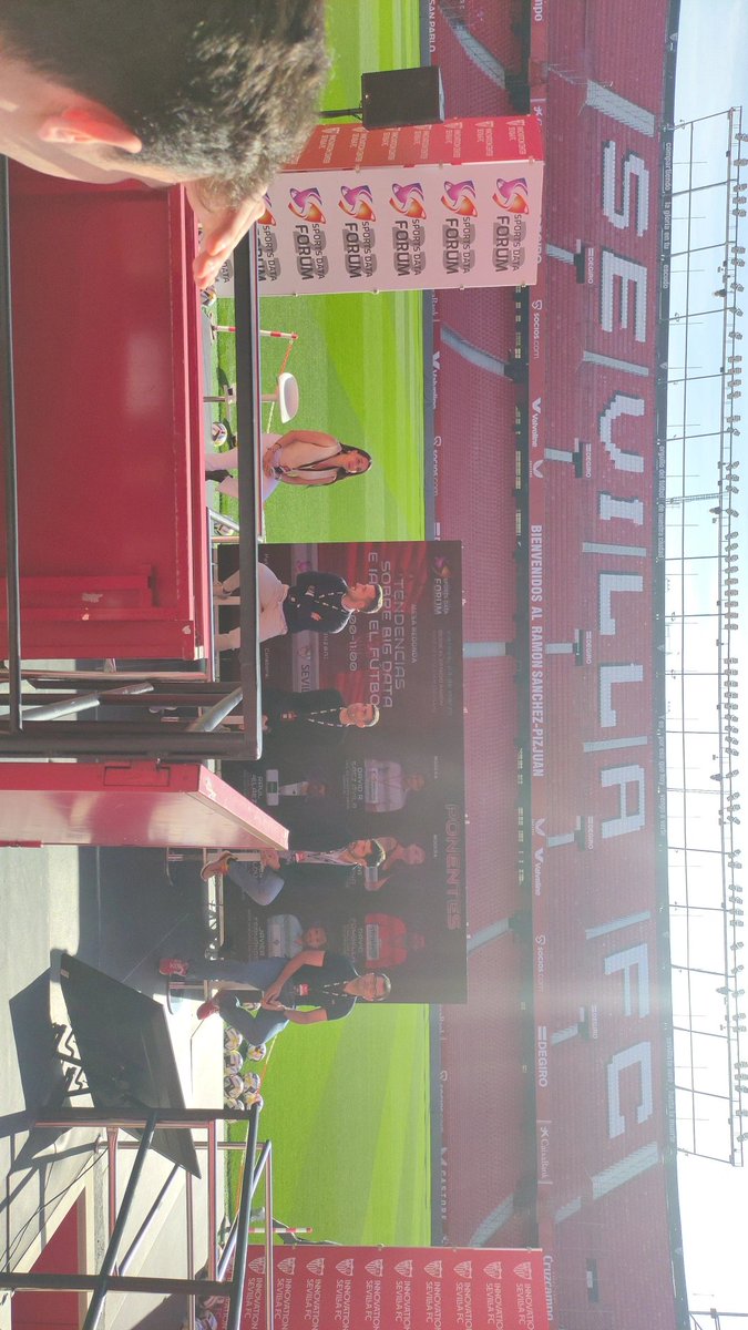stg1674's tweet photo. #sportdatacampus ⚽📊💻❤️ https://t.co/LTHmMAKVsn