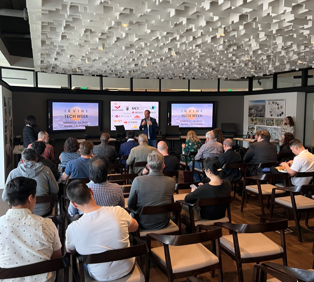 BioLargo's tweet image. At the inaugural #IrvineTechWeek, connecting with amazing local innovators. We&apos;ll be on the Sustainability Showcase Panel today, come say hello!

#innovation #sustainability @SustainSoCal @cityofirvine