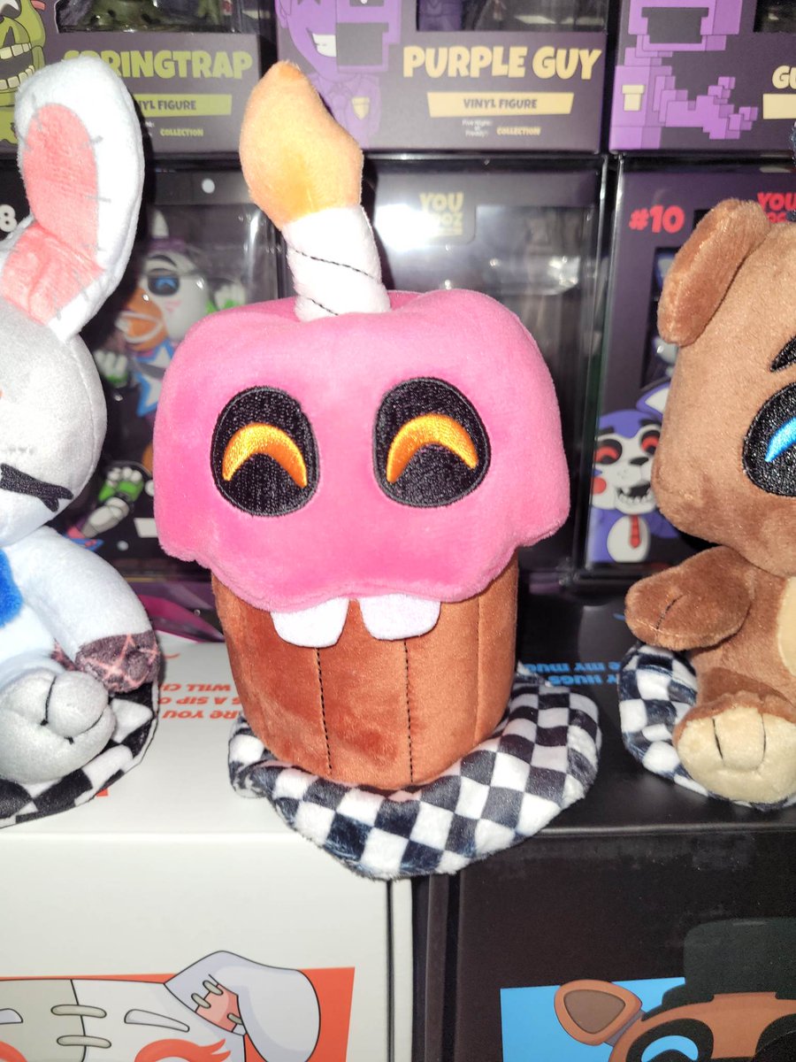 FazBearCollects's tweet photo. 🐻My 2 other @youtooz shoulder riders came I really love all of them🤩🤩❤️🐻
#youtooz #shoulderrider #fnafmerch #FNAF #fivenightsatfreddys https://t.co/DYtSNZqVyN