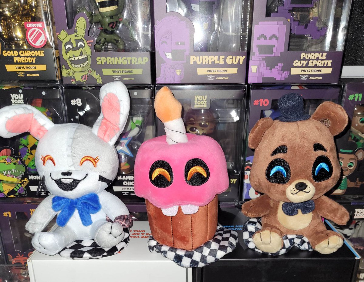 FazBearCollects's tweet photo. 🐻My 2 other @youtooz shoulder riders came I really love all of them🤩🤩❤️🐻
#youtooz #shoulderrider #fnafmerch #FNAF #fivenightsatfreddys https://t.co/DYtSNZqVyN