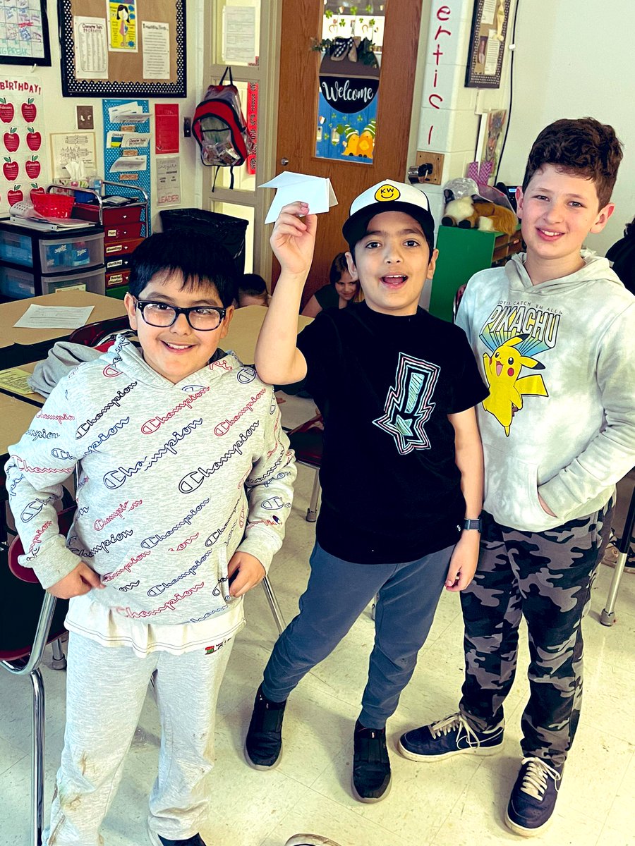 #STEM Olympics: Spring Break Edition with <a href="/MrsM4thGrade/">Heather Miragliotta</a>! Paper planes, toothpick triangles, index card towers, and designed our own bubble wands! 🫧💡<a href="/115yis/">Yorkville Intermediate School</a>
