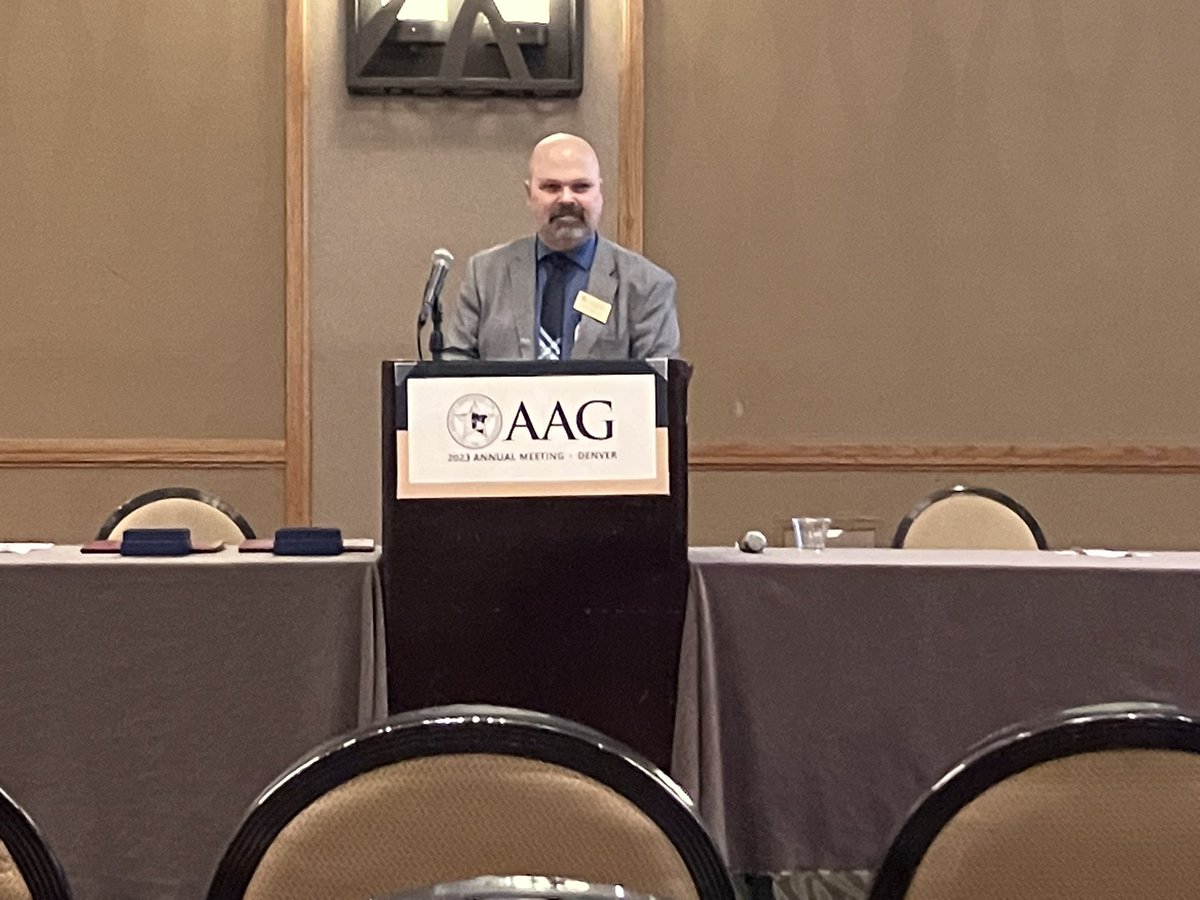 “We know that geography is the discipline to meet the problems of today and to provide our students with the training for tomorrow.” GR editor @dhkaplanoh reflects on the strengths of geography during his Past Presidential Address at the #AAG2033. @theAAG @AmericanGeo