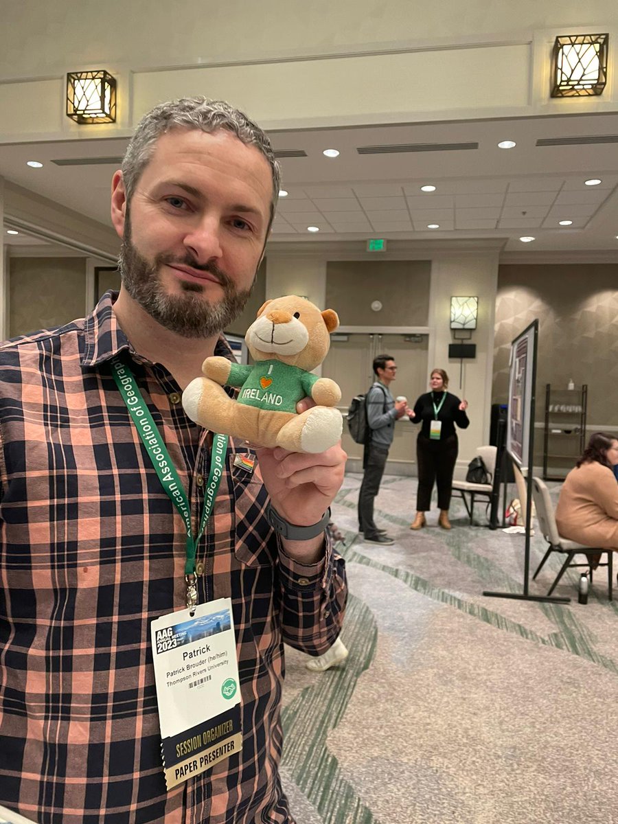 All happening today in Denver. Delighted to have Mark McCarthy @ATU_HRG help host the stand with the IGU Executive. And Ted was so happy that his first fan from Twitter came to meet him in person and get a photo! Thankyou @paddybrouder !!