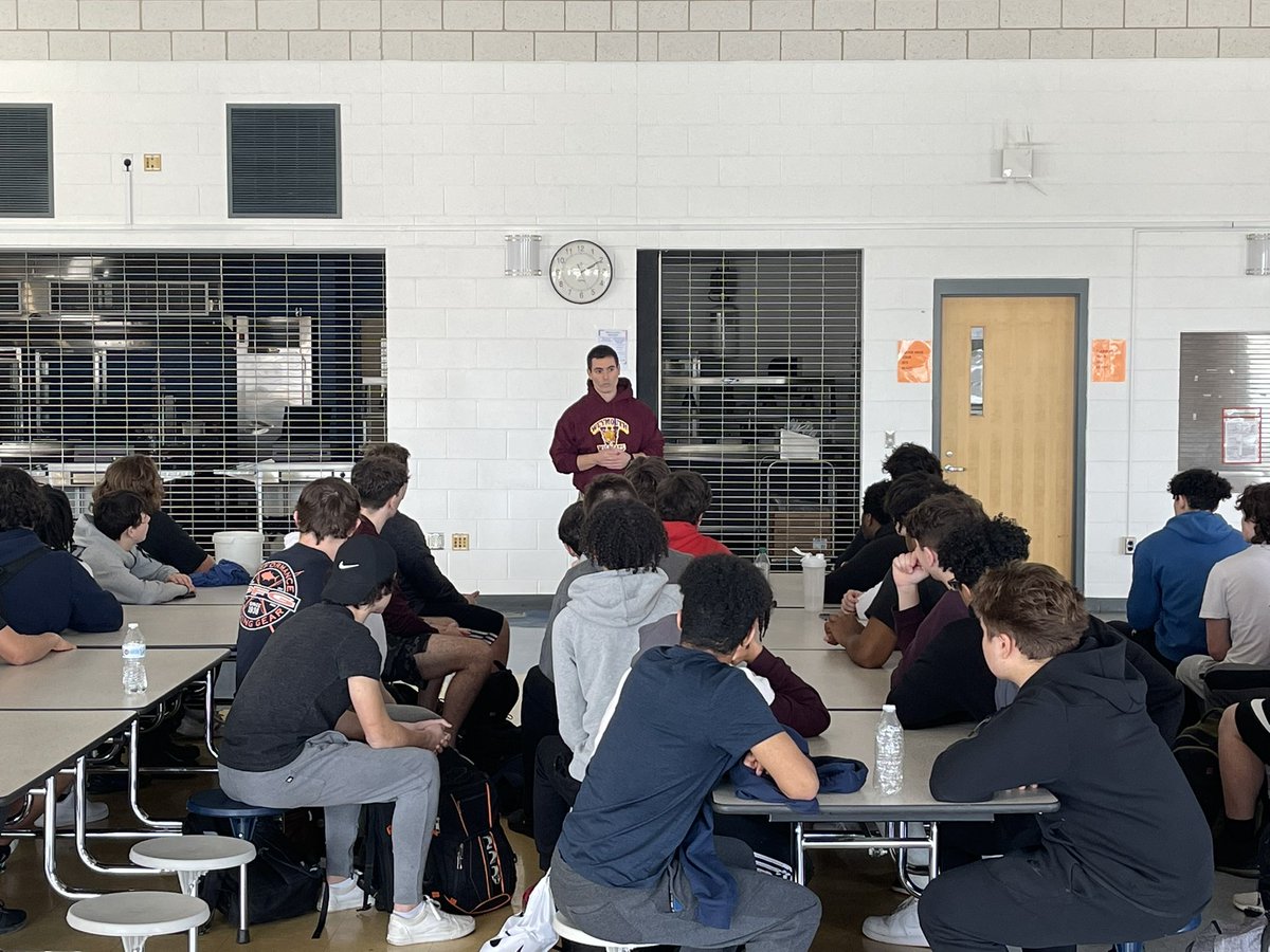 Mike Donovan is the new head coach of the Weymouth Wildcat Football program !  Mike comes to us from Brown University and many years of College experience .    #family #bleedmaroonandgold #itstime <a href="/BostonHeraldHS/">Danny Ventura</a> <a href="/sports_ledger/">Patriot Ledger sports</a>