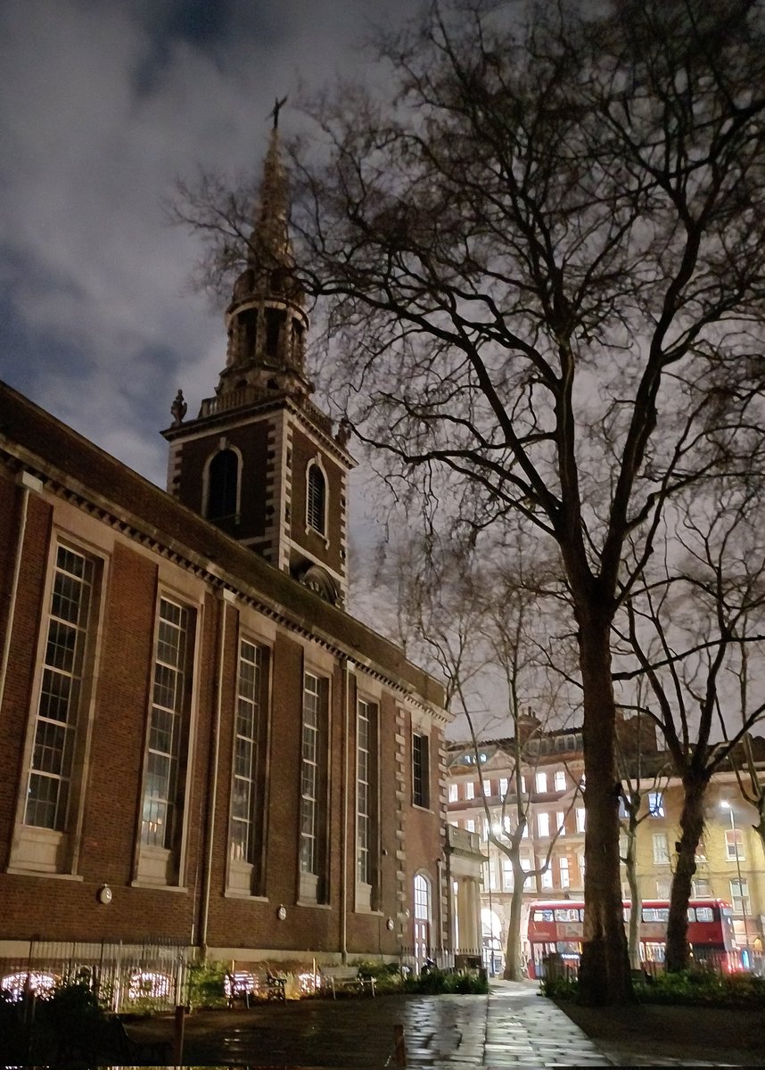 Another tour of <a href="/StMaryIslington/">St Mary's</a> successfully completed for <a href="/IslingtonWalks/">Islington Walks</a> and the church is locked up to sleep for the night.