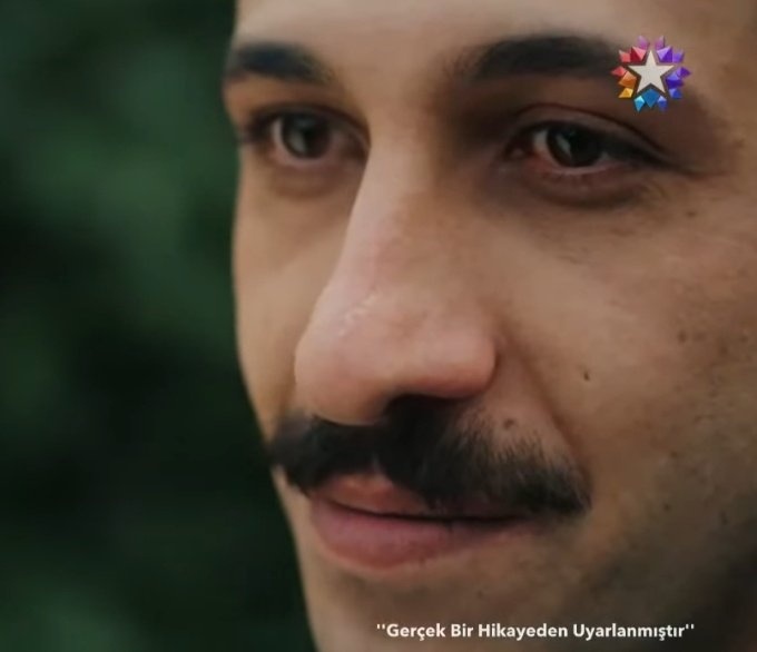 nathigvasquez's tweet photo. A:"Suna, me enamoré de ti".
Su:"Yo también me enamoré de ti".

#YalıÇapkını #AbSun https://t.co/i7h32Zxj0n