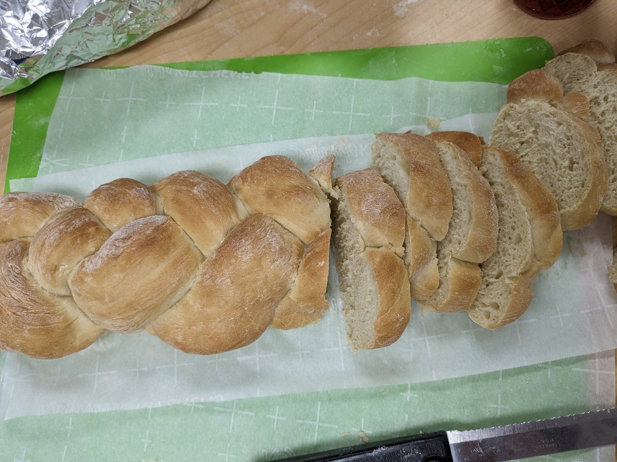 What an amazing day!
<a href="/HMSTEAMtigers/">Herbert Mills STEAM</a> 
Today my groups learned about the science behind making homemade bread and  butter!!
#steamcation
#foodscience
