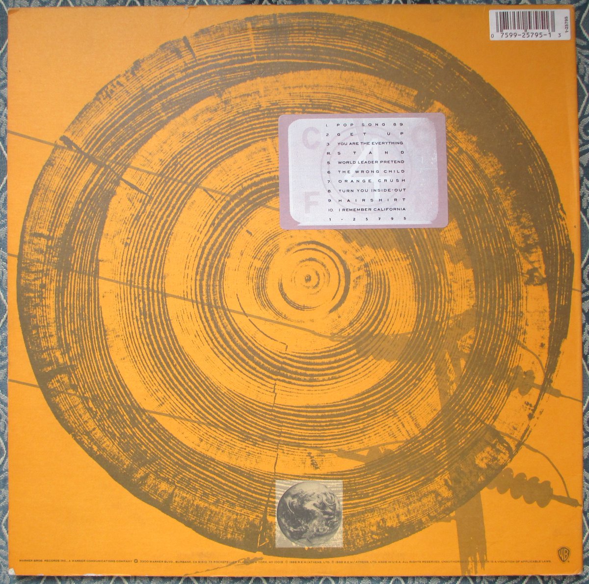 BottlesCansRI's tweet photo. Just checked a *huge* "want" off The Vinyl List! @remhq #NearMint #ItIsTheEverything https://t.co/bTjQnD89z3