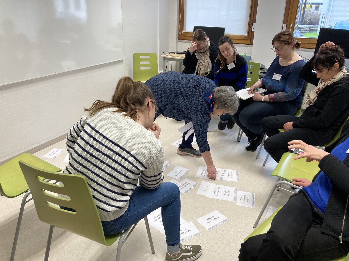 Pascale Frey-Klett (@pascaleklett) on Twitter photo Lancement d'un 1er stage de recherche sur les sols en partenariat avec @MPLS_Lorraine. Ravis d'accueillir 16 profs de SVT/Physique-chimie/Histoire-géo, à <a href="/TousChercheurs/">Tous Chercheurs</a> Nancy. Des échanges très riches et de nouveaux résultats. Merci à tous, en particulier à Matthieu et Quentin ! Lancement d'un 1er stage de recherche sur les sols en partenariat avec @MPLS_Lorraine. Ravis d'accueillir 16 profs de SVT/Physique-chimie/Histoire-géo, à <a href="/TousChercheurs/">Tous Chercheurs</a> Nancy. Des échanges très riches et de nouveaux résultats. Merci à tous, en particulier à Matthieu et Quentin !