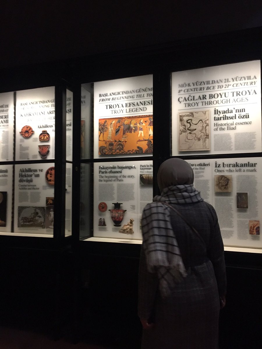 Şu diyâr-ı gurbet elde şen değil gönlüm..