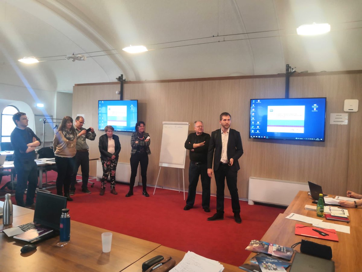 Caroline Fourniol tweet media