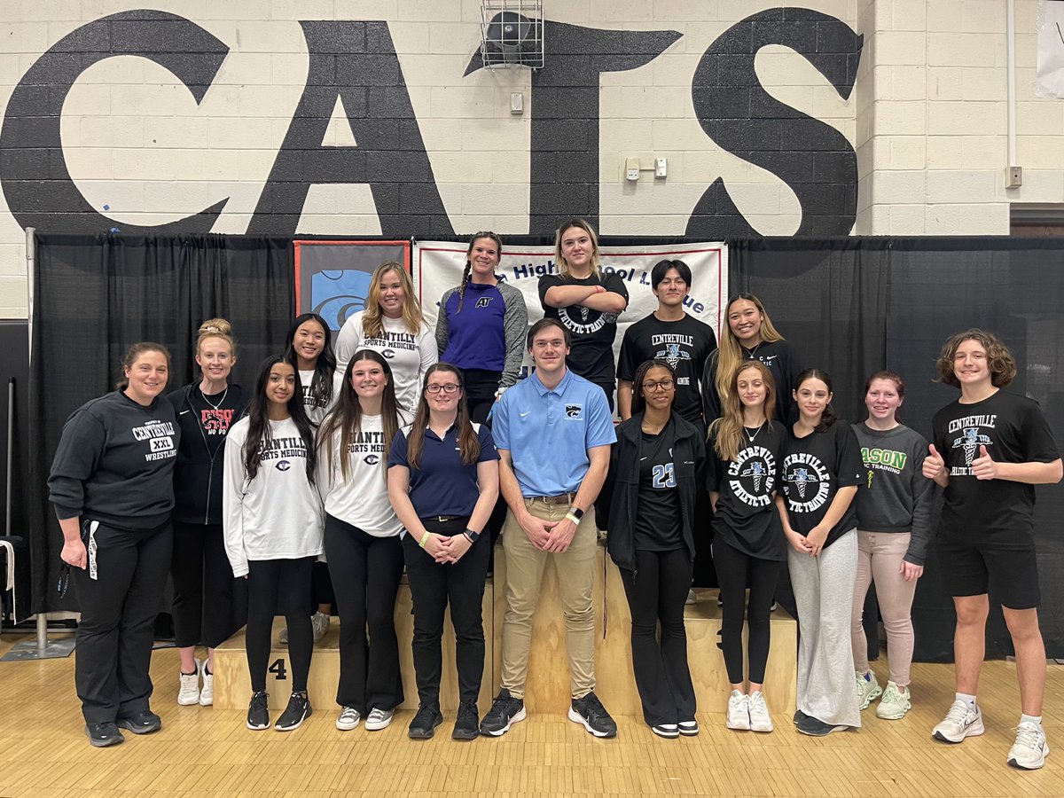 FCPS_ATP's tweet photo. #ATSASpotlight: @wildcat_ATs
Wildcat ATSAβs earn a varsity letter, service hours, cool swag, and the opportunity to learn all about Athletic Training and Sports Medicine. Their assistance is invaluable! If youβre interested in joining the program, shoot a message to Mrs. Mac! https://t.co/CDW9RHLIWe