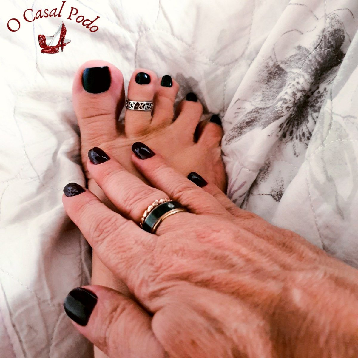 ocasalpodo's tweet photo. #ocasalpodo
#podolatriabrasil 
#blacknails 
#aneis https://t.co/Ld9YpdLDVw