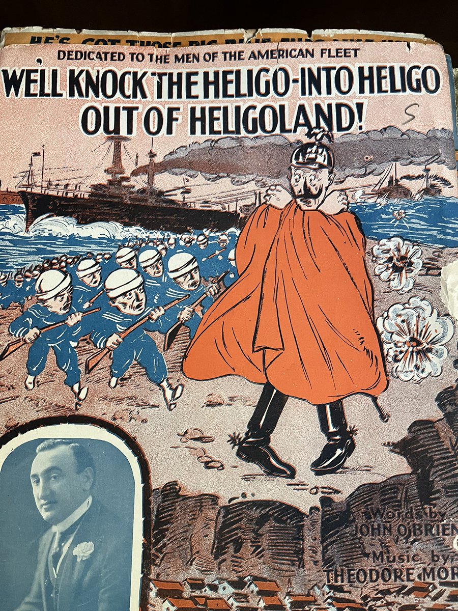 Rvorosma's tweet photo. Wonder why this didn’t this become a classic. https://t.co/B6I91wlahz