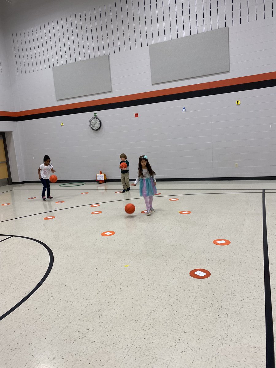 Kindergarten basketball stations