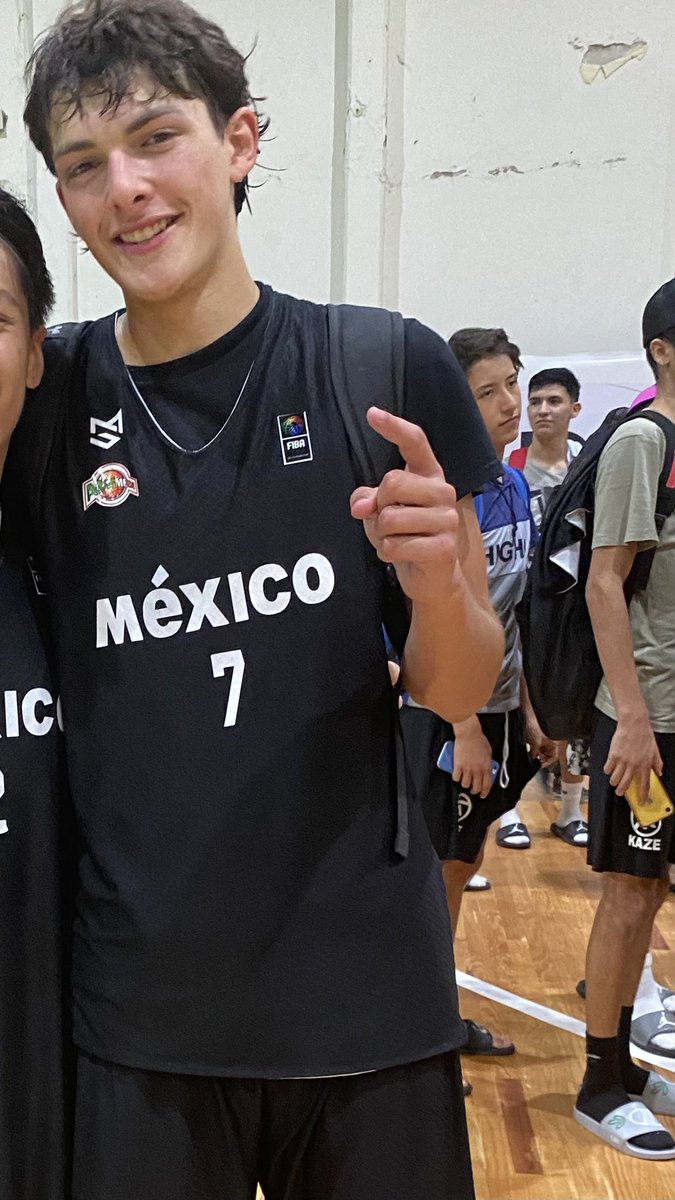 Cesar Gutierrez (@coach_4_ever) on Twitter photo 🇲🇽✅ 2024 Mateo Cortes 6’5 Guard from Monterrey Mexico playing for <a href="/Minnehaha_BBall/">Minnehaha Academy Boys Basketball</a> and 🇲🇽 17U prospect goes to State Championship game Div 2A in MN
Felicidades Mateo !!! A darle con todo en la final
#NadaNosDetiene
<a href="/omarquintero_11/">Omar Quintero Pereda</a>
<a href="/ademeba_oficial/">ADEMEBA_Oficial</a>
<a href="/LABCBasketball/">Latino Association of Basketball Coaches #LABC</a> 🇲🇽✅ 2024 Mateo Cortes 6’5 Guard from Monterrey Mexico playing for <a href="/Minnehaha_BBall/">Minnehaha Academy Boys Basketball</a> and 🇲🇽 17U prospect goes to State Championship game Div 2A in MN
Felicidades Mateo !!! A darle con todo en la final
#NadaNosDetiene
<a href="/omarquintero_11/">Omar Quintero Pereda</a>
<a href="/ademeba_oficial/">ADEMEBA_Oficial</a>
<a href="/LABCBasketball/">Latino Association of Basketball Coaches #LABC</a>