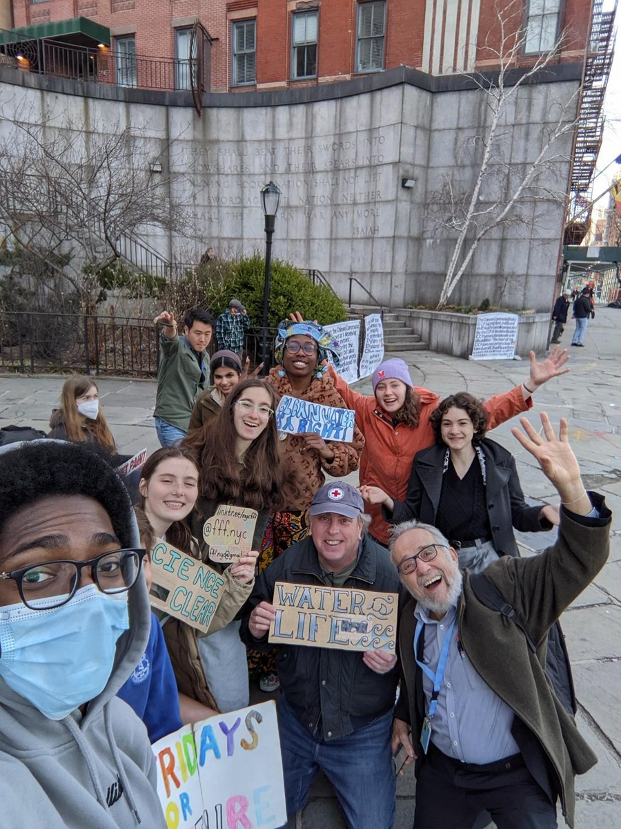 ClimateSold's tweet photo. Water Is Life!  Today I joined the Fridays For Future NYC @FFF_NYC_  protest outside the @UN, where we chanted and met delegates to the UN 2023 Water Conference, including Sr Pedro Arrojo Agudo @SRWatSan from Spain, the UN's special rapporteur, who joined us for a selfie! https://t.co/kMMuAlJeMk