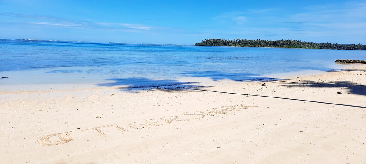 Retwit, coment &amp; follow Me 🦈
100 K utk 2 orang @ 50K buat berbuka puasa  hari ini.

End 18.00 

Met puasa utk temen² yg menjalankan.

🌊☕️🏝🦈